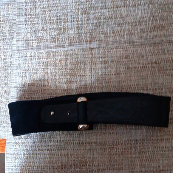 EUC.Black Combo,Black Leather and Black Suade Belt - Picture 10 of 10